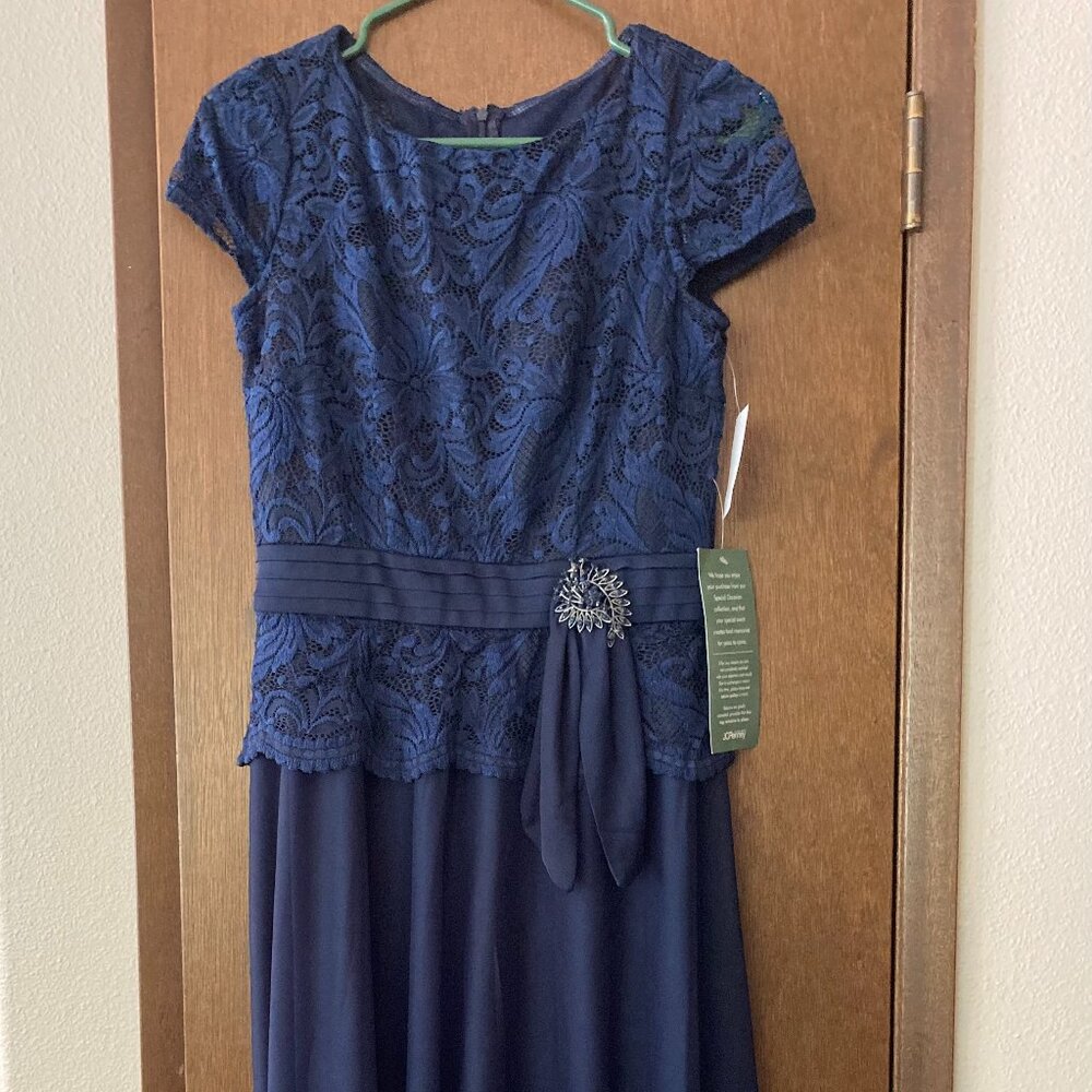 Mother-of-the-Bride Dress, women's size 4, Jackie Jon New York brand